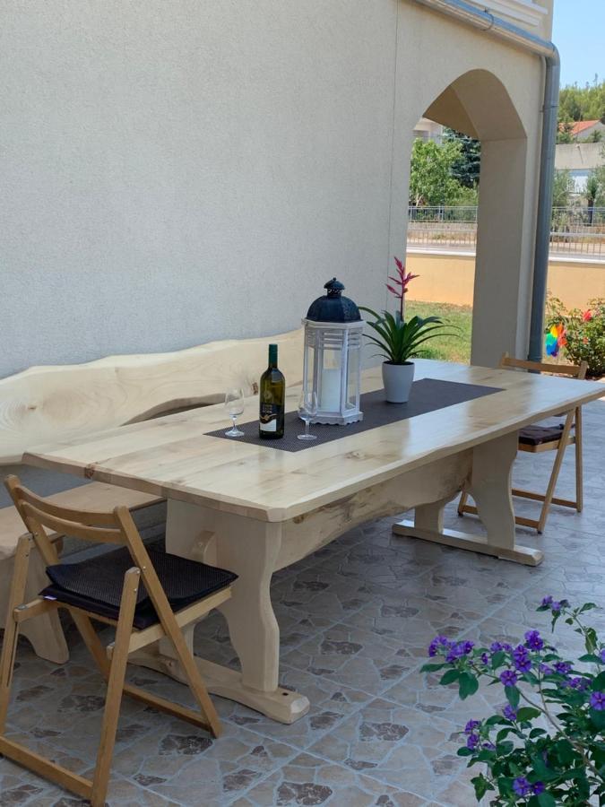 Apartments Mirela Водице Экстерьер фото